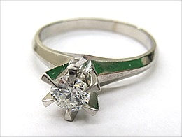 リフォーム前 pt900 0.3ct 立爪リング